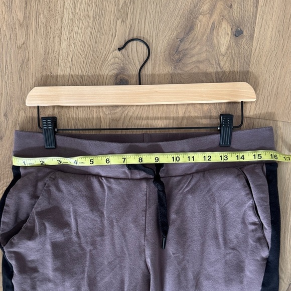 Reebok Mauve and Black Track Pants - Picture 6 of 8